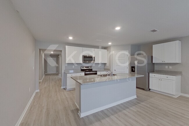 Photo - 4614 Malay Cir