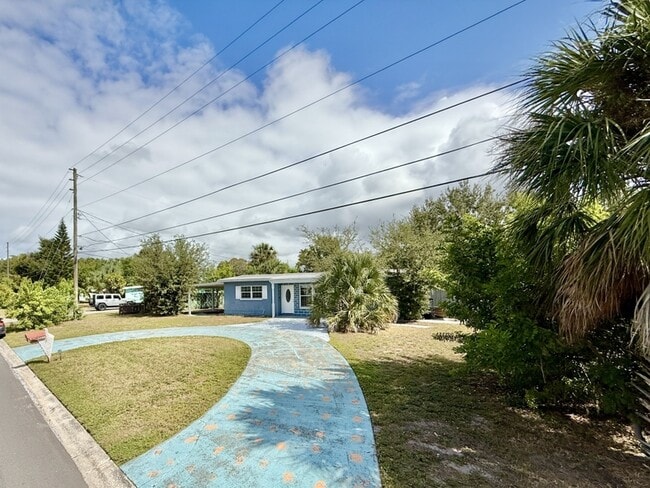 Photo - 9401 88th Way N