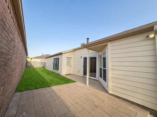 Building Photo - 9419 Clipperwood Pl