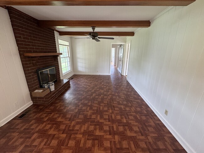 Photo - 112 Northside Dr