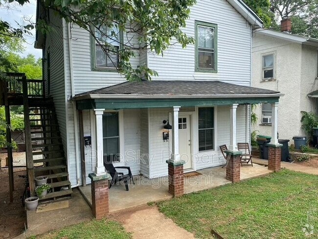 Building Photo - 705 Maple St Unit A Rental
