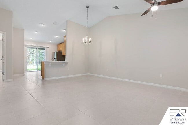 Photo - LIKE NEW 3/2/1 TOWNHOUSE IN BEAUTIFUL SEMINOLE WOODS