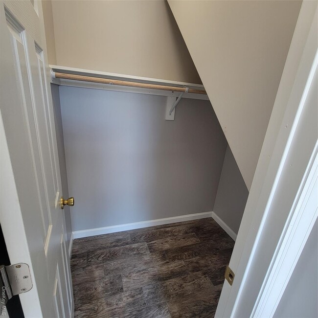 Photo - 19 Railroad St Unit 2nd Floor