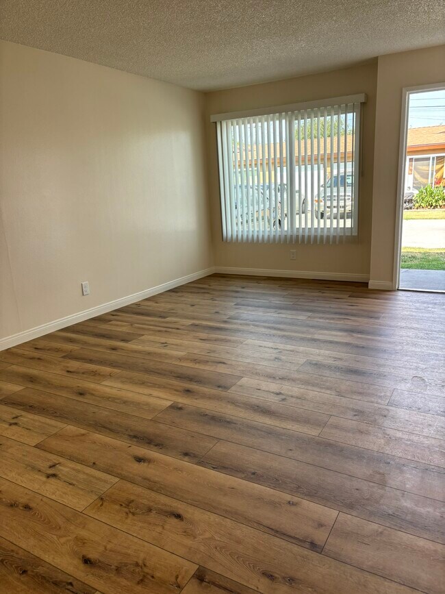 Cedar Apartments