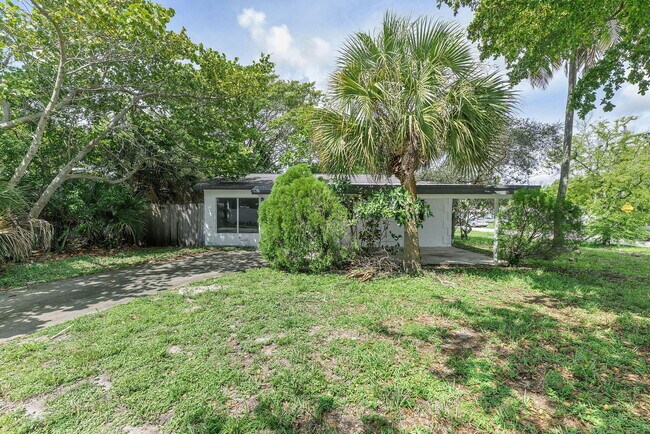 Photo - 747 NW 1st Terrace