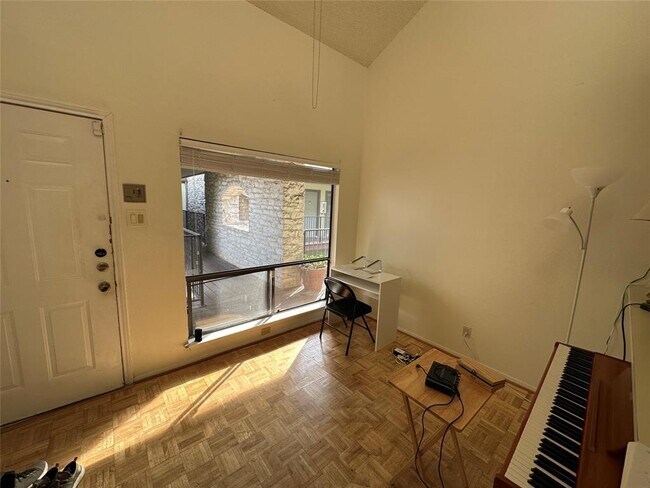 Photo - 2815 Rio Grande St Unit 205