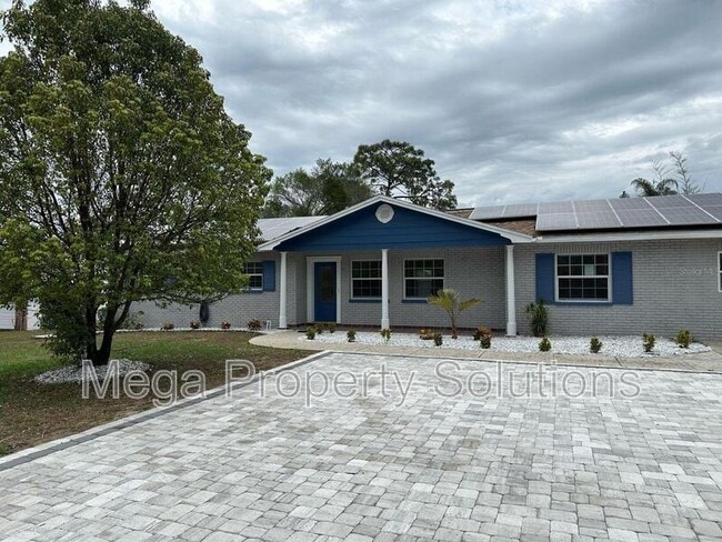 Building Photo - 104 W Brentridge Dr