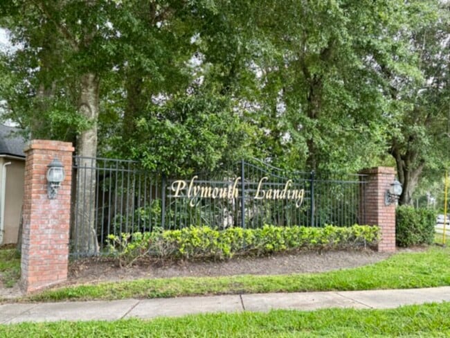 Photo - Beautiful 3 Bedroom, 2 Bath Home with Fresh Paint, New Carpet and Fenced Yard!