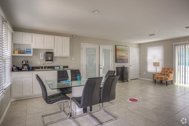 Leasing Office