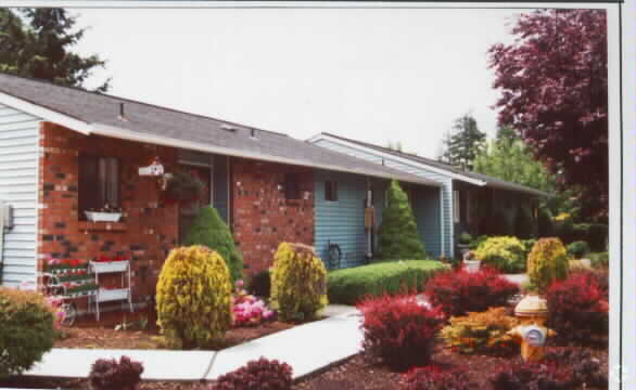 Willow Run Apartments - Willow Run Apartments