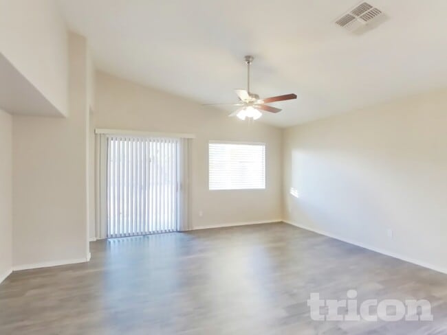 Photo - 79 E Lupine Pl