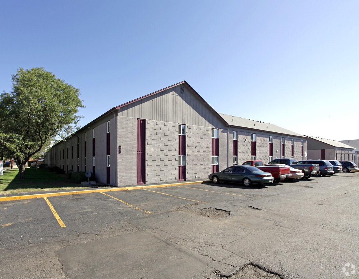 Photo - Cedar Gardens Apartments