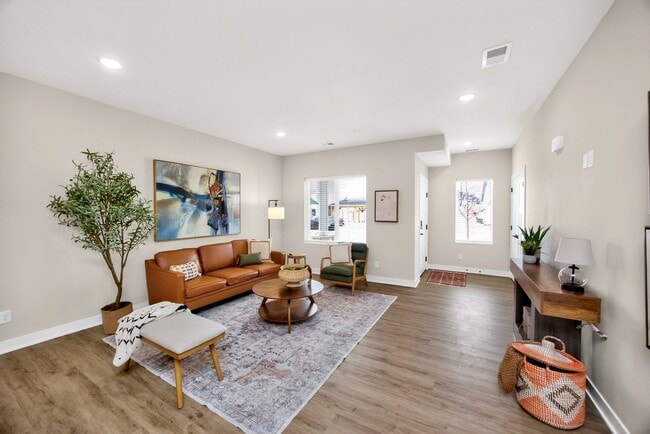 Photo - Picket Fence Community