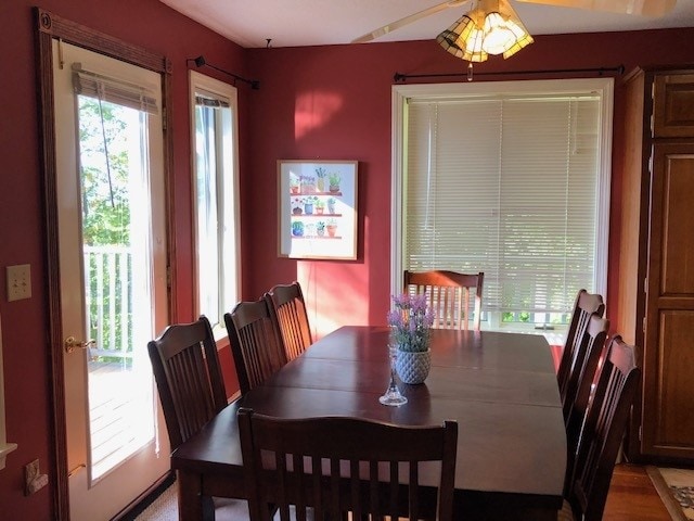 306 Rollins Rd