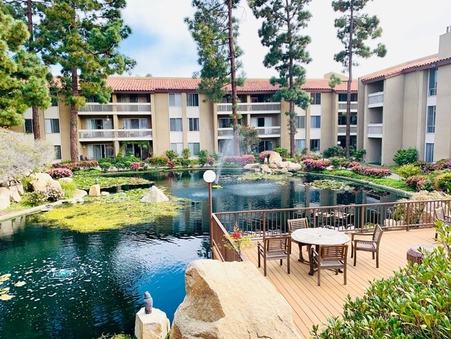 Building Photo - LARGE AND BRIGHT 2BD/2BA CONDO AVAILABLE I... Unit 119