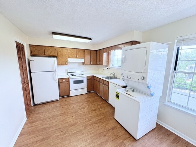Photo - 250 Elm St Unit 624 - 1