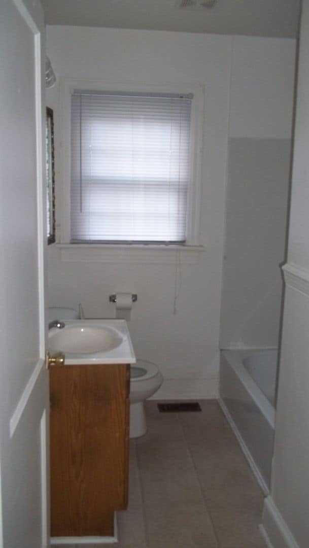 Photo - 206 Hudson St