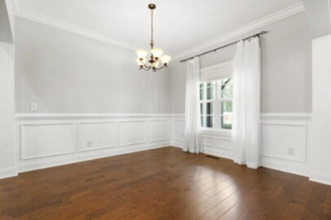 Photo - 585 Herons Brook Dr
