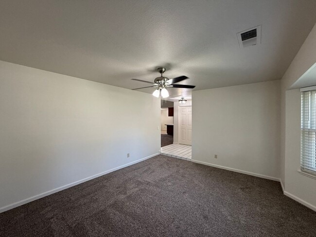 Photo - Single Story home in Riverbank's Crossroads Subdivision!