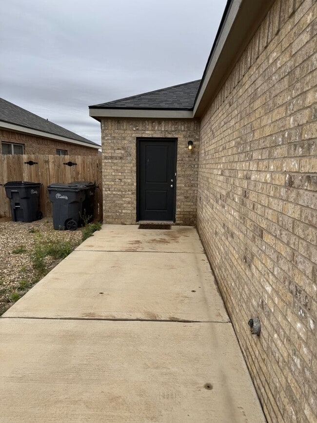 Photo - 5526 Itasca St Apartment Unit B