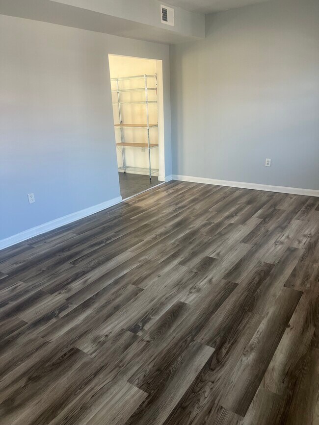 Photo - 505 Arsan Ave Unit #2