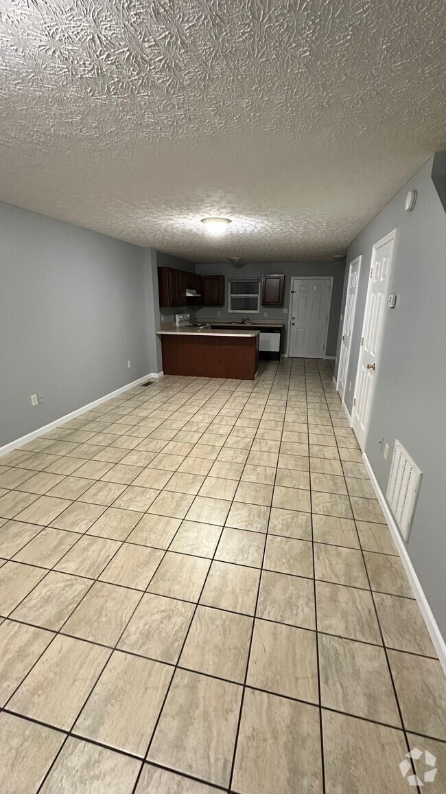 Building Photo - 1588 Meadow Spring Dr Unit 1588 Meadow Springs Dr Rental
