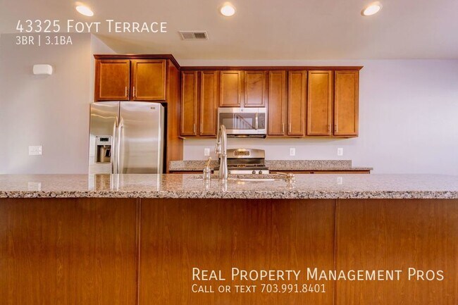 Photo - 43325 Foyt Terrace