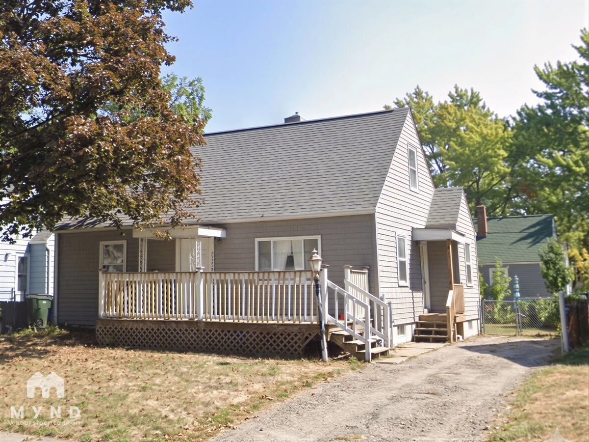 Photo - 3420 Medina Ave