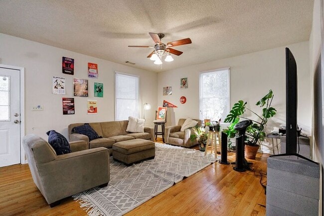 Photo - 430 Cleveland Ave