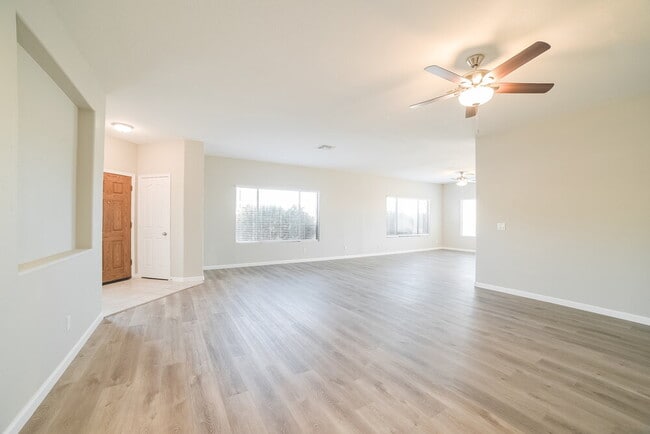 Photo - 6605 W Range Mule Dr