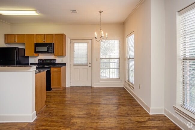 1BR, 1BA - 766SF - City Heights at Dutchtown