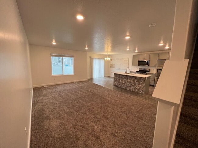 Photo - Gorgeous home in Payson, UT