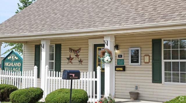 Photo - Highland Village Apartments