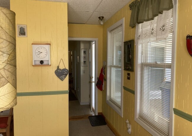 Photo - 421 Sweeny Ave