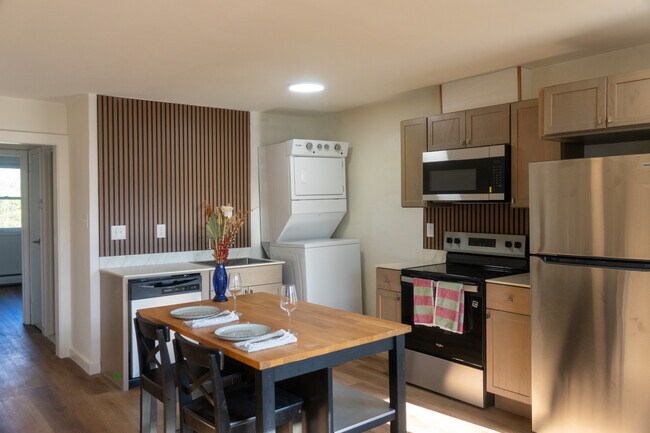 Photo - Tremaine Place