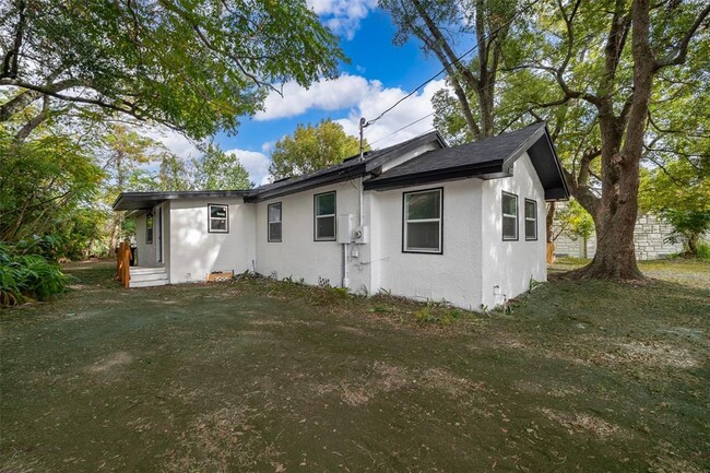 Building Photo - 613 Citrus St Rental