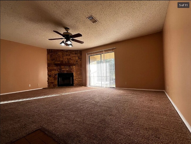 Photo - Huntington Place Apartments