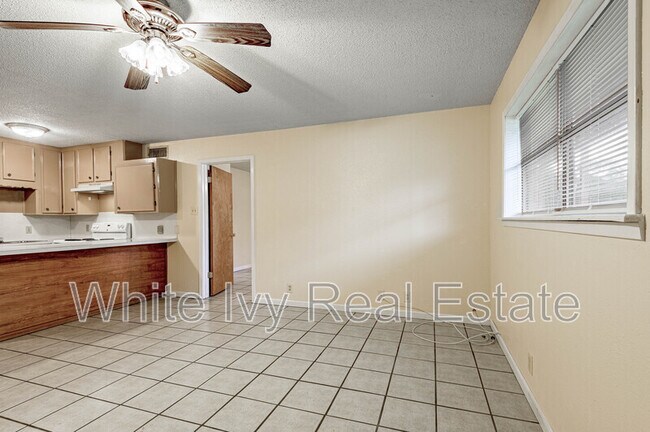 Photo - 120 McAdams Ln Unit E