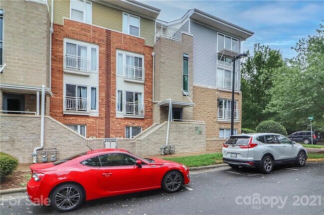 Room in Condo on Donatello Avenue