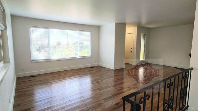 Photo - Remodeled 3 Bd 2 Ba Duplex Above Foothill