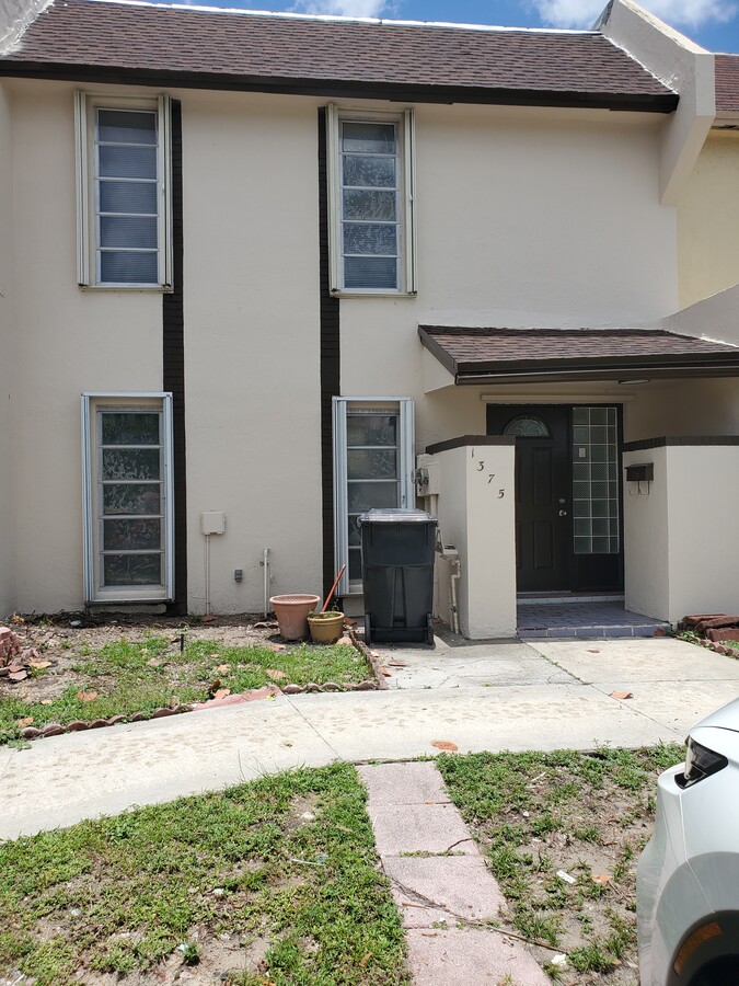 Photo - 1375 Seaview House