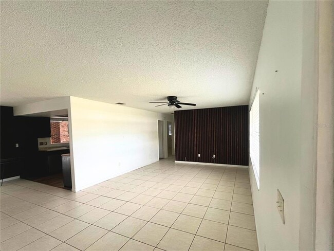 Photo - 1449 Woffington Ave