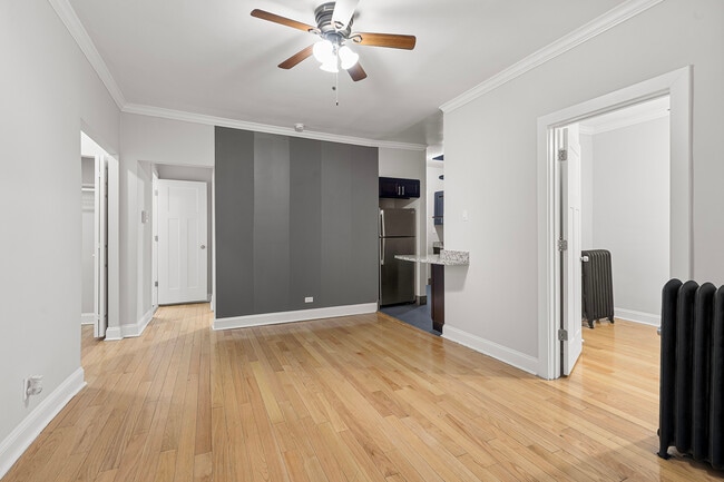 Photo - 6118 N Winthrop Ave Unit 1W