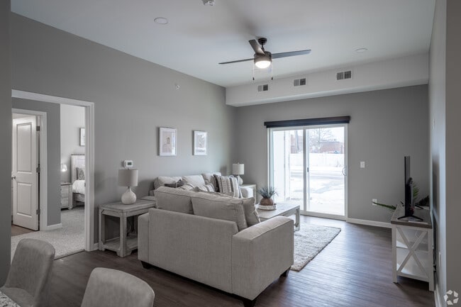 Parkway Luxury Apartments