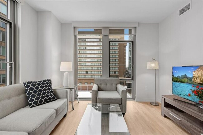 Photo - 400 Army Navy Dr Unit SI ID1043383P