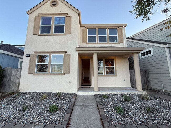 Photo - Bright and Spacious 4-Bed, 3-Bath Home in ...