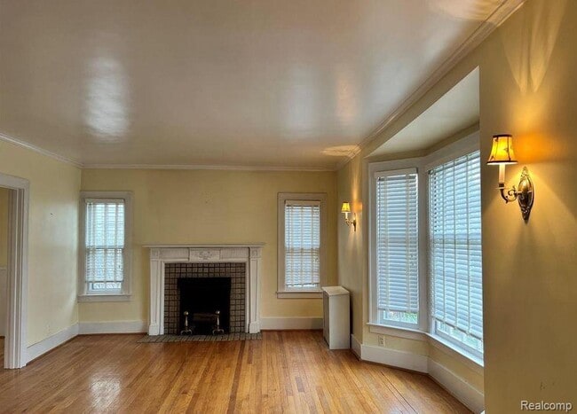 Photo - 1072 Ridgedale Ave