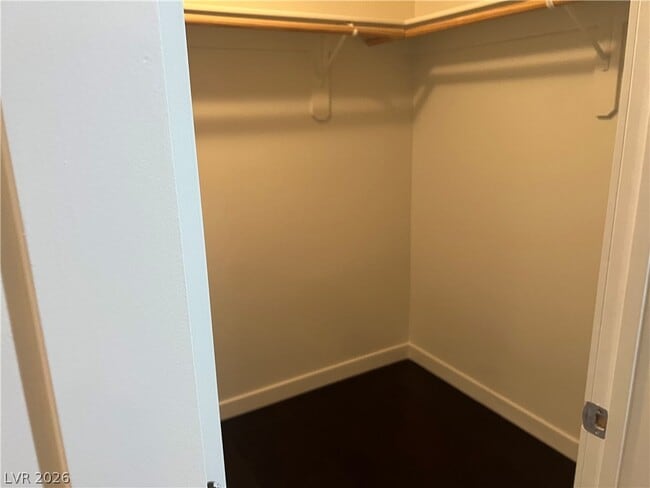 Photo - 811 E Oakey Blvd