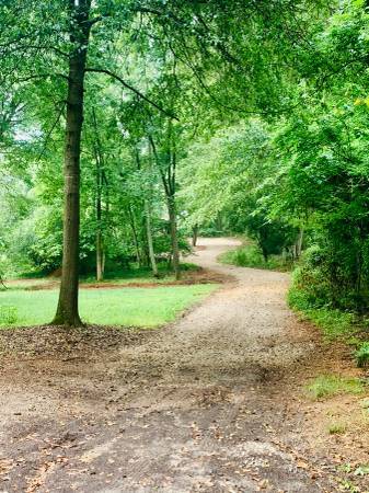 Photo - 260 Pettit Ln