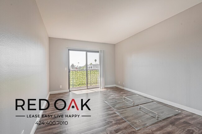 Photo - Gorgeous One Bedroom with Spacious Rooms F... Unit 313